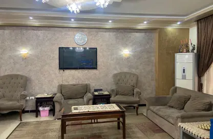 Villa - 7+ Bedrooms - 4 Bathrooms for sale in La Rosa - 5th Settlement Compounds - The 5th Settlement - New Cairo City - Cairo