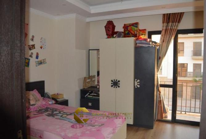 8127743 - Property Image 2