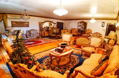 Apartment - 3 Bedrooms - 2 Bathrooms for sale in Street 275 - New Maadi - Hay El Maadi - Cairo