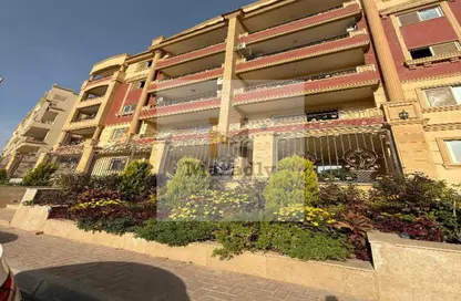 Apartment - 3 Bedrooms - 2 Bathrooms for sale in South Lotus - El Lotus - New Cairo City - Cairo