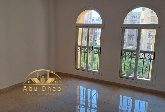 8166101 - Property Image 3