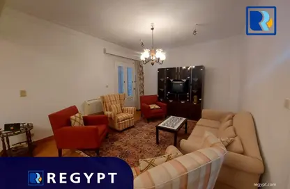 Apartment - 2 Bedrooms - 2 Bathrooms for rent in Ismail Mohamed St. - Zamalek - Cairo