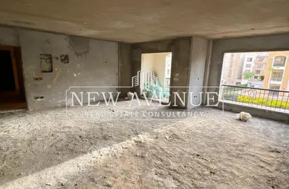 Apartment - 3 Bedrooms - 3 Bathrooms for sale in Stone Residence - 5th Settlement Compounds - The 5th Settlement - New Cairo City - Cairo