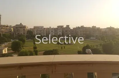 Apartment - 3 Bedrooms - 2 Bathrooms for sale in Area G - Ganoob El Acadimia - New Cairo City - Cairo