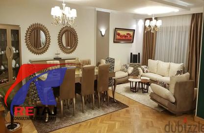 Apartment - 4 Bedrooms - 2 Bathrooms for sale in Mohamed Tawfik Diab St. - 6th Zone - Nasr City - Cairo