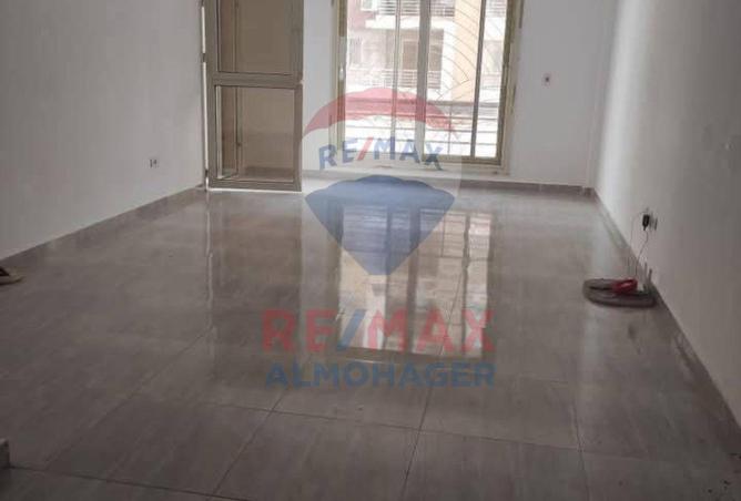 8212286 - Property Image 3