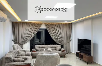 Apartment - 3 Bedrooms - 3 Bathrooms for sale in Fifth Square - The 5th Settlement - New Cairo City - Cairo