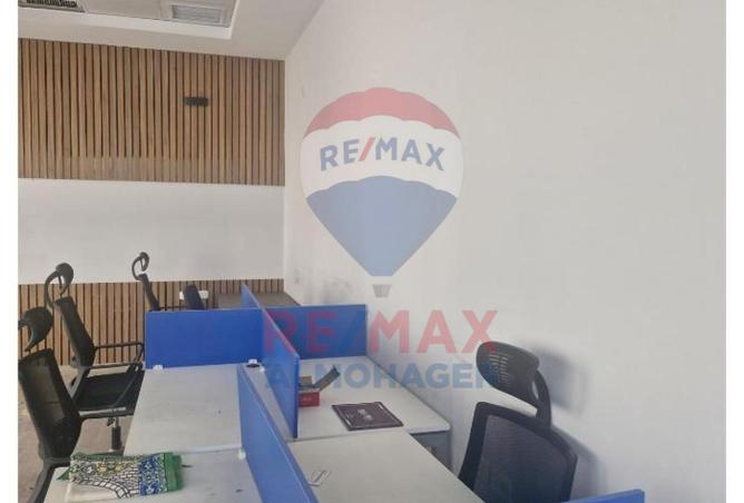 8178218 - Property Image 2