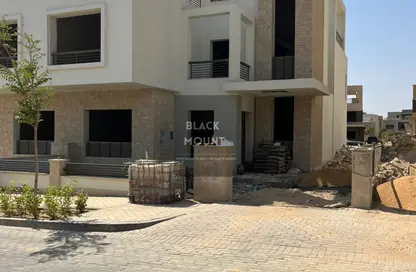 منزل مزدوج - 4 غرف نوم - 4 حمامات للبيع في نيو جيزة - طريق مصر اسكندرية الصحراوي - مدينة 6 أكتوبر - الجيزة
