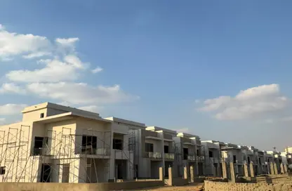 تاون هاوس - 4 غرف نوم - 3 حمامات للبيع في هايد بارك سنترال - التجمع السادس - مدينة القاهرة الجديدة - القاهرة