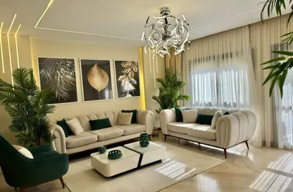 Apartment - 3 Bedrooms - 3 Bathrooms for sale in Westown - Sheikh Zayed Compounds - Sheikh Zayed City - Giza