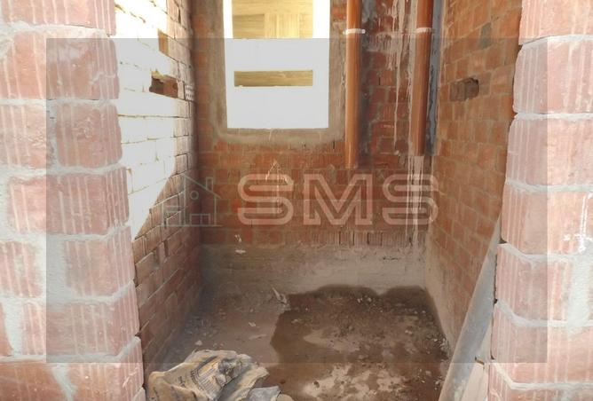 8174086 - Property Image 3