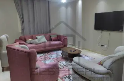 Apartment - 3 Bedrooms - 2 Bathrooms for rent in 8th District - Sheikh Zayed City - Giza