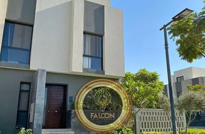 فيلا - 5 غرف نوم - 4 حمامات للبيع في كمبوند البروج - كمبوندات الشروق - مدينة الشروق - القاهرة