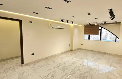 مساحات مكتبية - استوديو - 2 حمامات للايجار في برج جراند بلازا - زهراء المعادي - حي المعادي - القاهرة