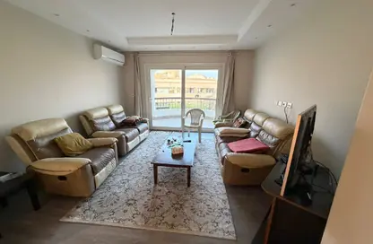 شقة - 3 غرف نوم - 3 حمامات للايجار في الحي الثامن - الشيخ زايد - الجيزة