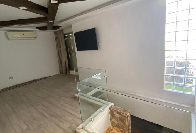 8373894 - Property Image 3