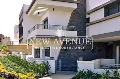 Villa - 3 Bedrooms - 3 Bathrooms for sale in Taj City - 5th Settlement Compounds - The 5th Settlement - New Cairo City - Cairo