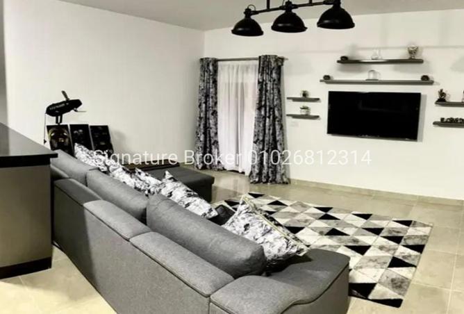 8204823 - Property Image 2