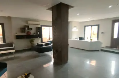 Villa - Studio - 4 Bathrooms for rent in Heliopolis - Masr El Gedida - Cairo