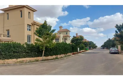 فيلا - 3 غرف نوم - 2 حمامات للايجار في نيوم اكتوبر - التوسعات الشمالية - مدينة 6 أكتوبر - الجيزة