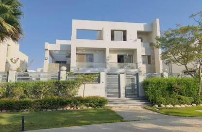 Villa - 5 Bedrooms - 4 Bathrooms for sale in Cleopatra Square - 26th of July Corridor - 6 October City - Giza