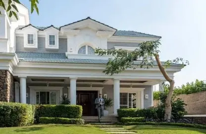 Villa - 3 Bedrooms - 3 Bathrooms for sale in Mountain View iCity - 5th Settlement Compounds - The 5th Settlement - New Cairo City - Cairo