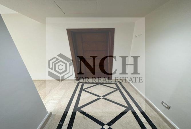 8022823 - Property Image 3