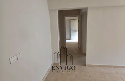 Apartment - 3 Bedrooms - 2 Bathrooms for sale in Capital East - Nasr City Compounds - Nasr City - Cairo