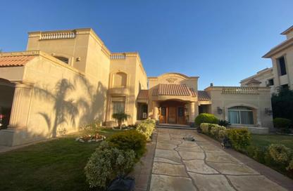 Villa - 7 Bedrooms - 6 Bathrooms for sale in Al Safwa - 26th of July Corridor - 6 October City - Giza