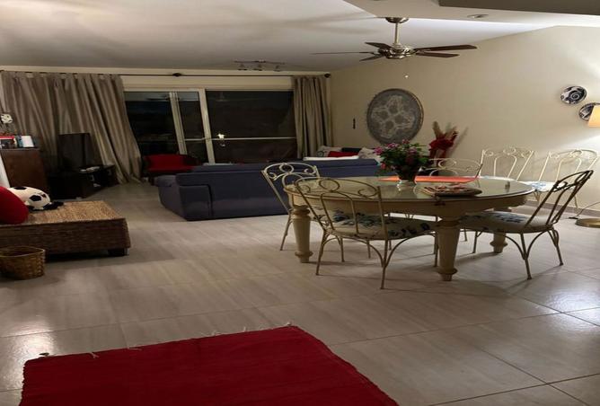 8118403 - Property Image 2