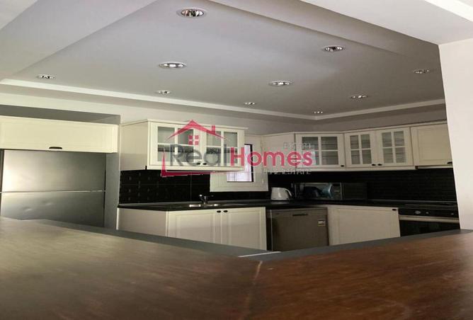 8064359 - Property Image 3