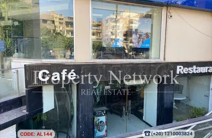Shop - Studio - 2 Bathrooms for sale in Al Montaza St. - El Hegaz Square - El Nozha - Cairo