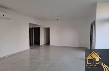 شقة - 3 غرف نوم - 3 حمامات للايجار في مون ريزيدنس - فيفث سكوير - التجمع الخامس - مدينة القاهرة الجديدة - القاهرة