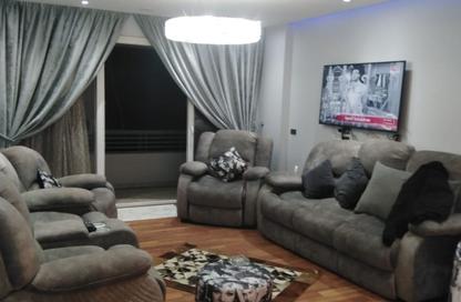 Apartment - 2 Bedrooms - 2 Bathrooms for rent in Al Hussein St. - Dokki - Giza