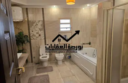 شقة - 4 غرف نوم - 4 حمامات للبيع في البنفسج 12 - البنفسج - مدينة القاهرة الجديدة - القاهرة