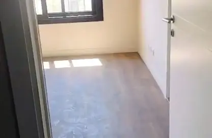 Apartment - 3 Bedrooms - 4 Bathrooms for sale in O West - 6 October Compounds - 6 October City - Giza