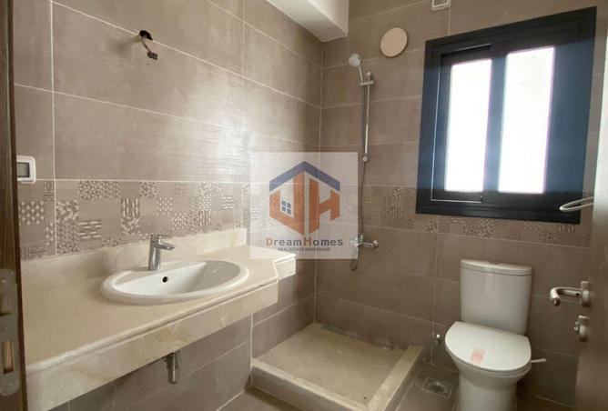 8233676 - Property Image 3