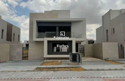 منزل مزدوج - 4 غرف نوم - 5 حمامات للبيع في ذا كراون - طريق مصر اسكندرية الصحراوي - مدينة 6 أكتوبر - الجيزة