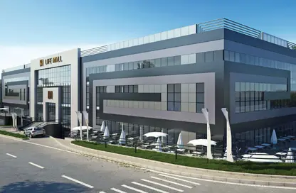 محل تجاري - استوديو - 4 حمامات للبيع في لايف فيو - كمبوندات الشروق - مدينة الشروق - القاهرة