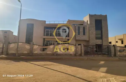 Villa - 7+ Bedrooms - 7+ Bathrooms for sale in 5th Settlement Compounds - The 5th Settlement - New Cairo City - Cairo