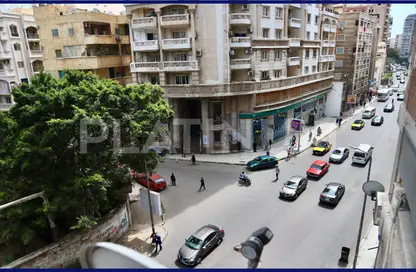 Apartment - 3 Bedrooms - 2 Bathrooms for sale in Al Ekbal St. - Laurent - Hay Sharq - Alexandria