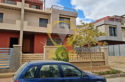 Villa - 3 Bedrooms - 4 Bathrooms for sale in Al Reem Residence - 26th of July Corridor - 6 October City - Giza