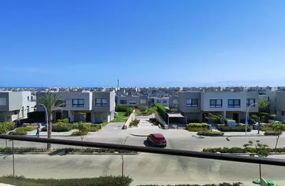 شاليه - 3 غرف نوم - 3 حمامات للبيع في أزهى - العين السخنة - السويس