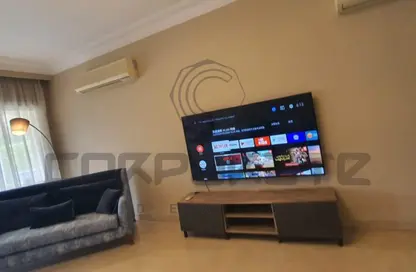 منزل مزدوج - 7 غرف نوم - 8 حمامات للايجار في الباتيو 1 - المستثمرين الشمالية - مدينة القاهرة الجديدة - القاهرة