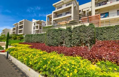 Apartment - 2 Bedrooms - 2 Bathrooms for sale in Fifth Square - The 5th Settlement - New Cairo City - Cairo