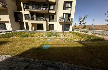 Apartment - 3 Bedrooms - 3 Bathrooms for sale in Sodic East - 6th District - New Heliopolis - Cairo
