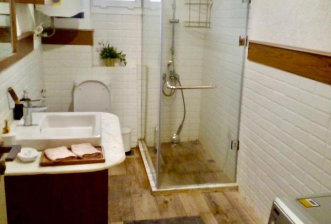 8251673 - Property Image 3