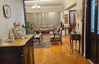 Apartment - 3 Bedrooms - 2 Bathrooms for sale in Mosadak St. - Dokki - Giza