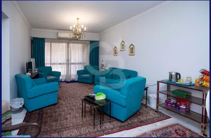 Apartment - 2 Bedrooms - 2 Bathrooms for rent in Mohamed Mokbel St. - Glim - Hay Sharq - Alexandria